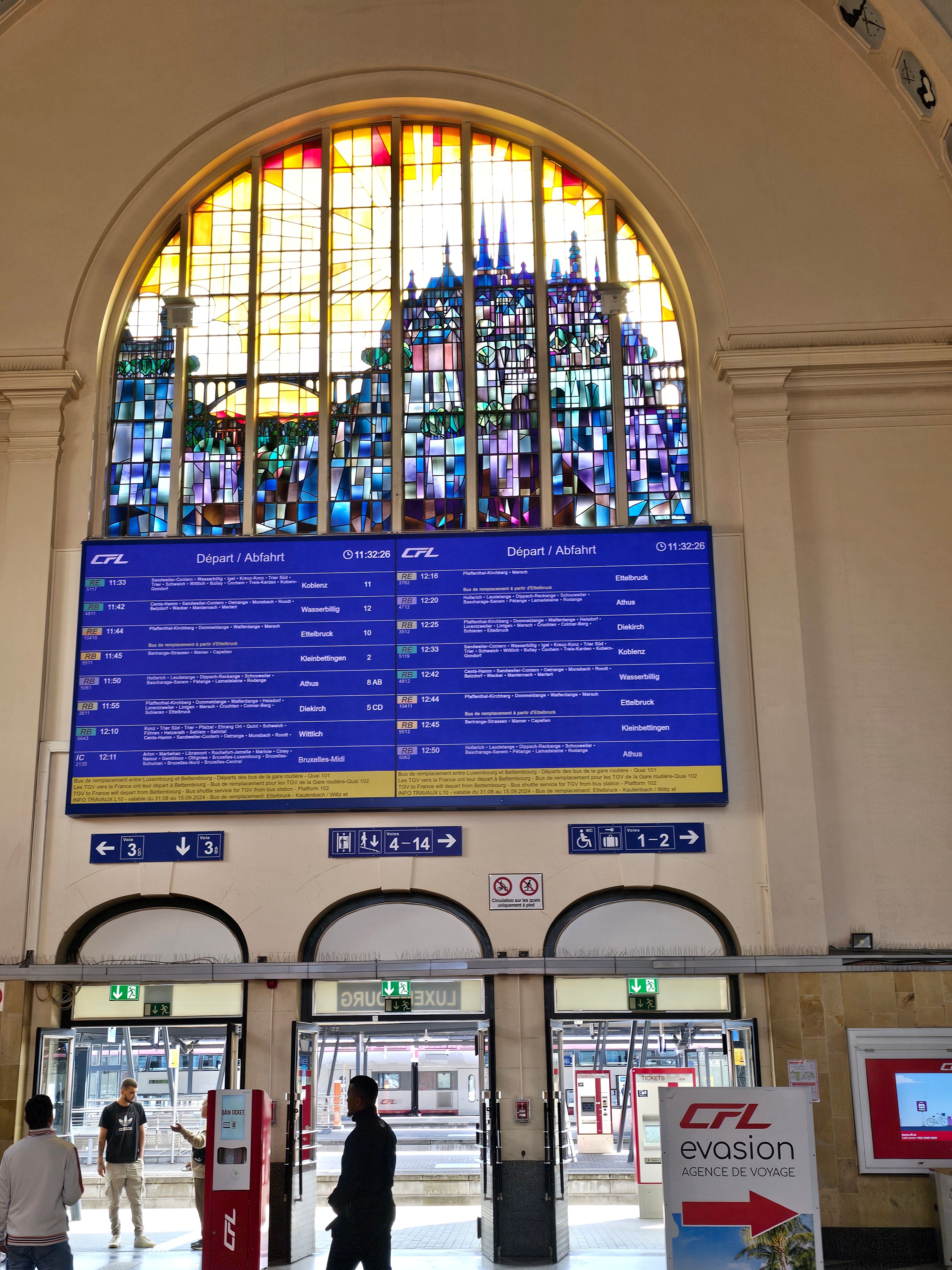  Gare Central i staden Luxemburg