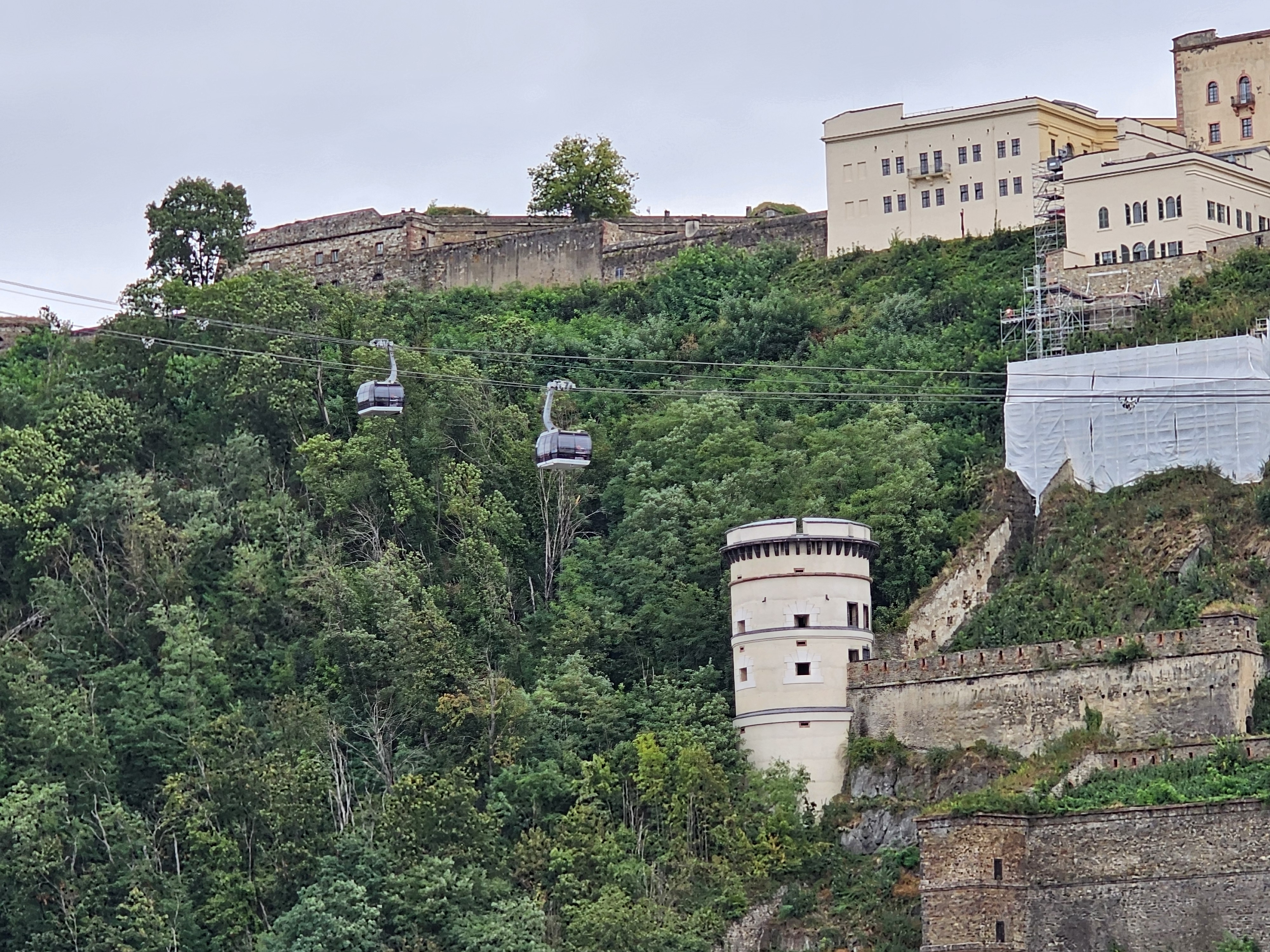 Blick över linbanan